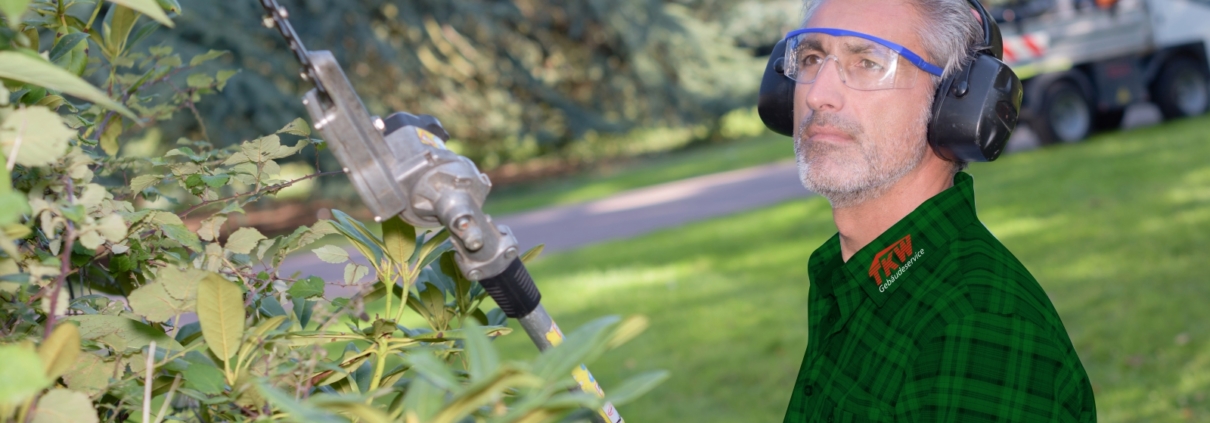 TKW Gebäudereinigung - Grünanlagenpflege und Außenreinigung Gebäudeservice
