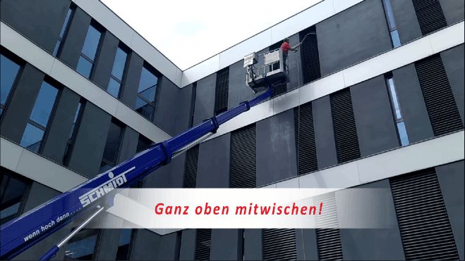 TKW Gebäudereinigung - Ausbildung Ganz oben mitwischen