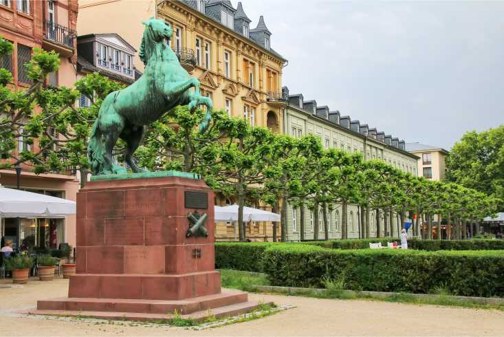 TKW-Gebaeudereinigung- Unterhaltsreinigung Wiesbaden - Luisenplatz