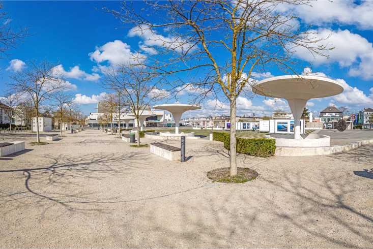 TKW-Gebaeudereinigung - Unterhaltsreinigung Darmstadt - Theater Vorplatz TKW-Gebaeudereinigung - Unterhaltsreinigung Darmstadt - Theater Vorplatz