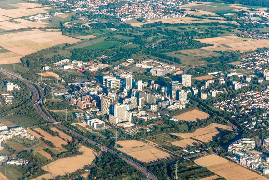 TKW-Gebaeudereinigung - Unterhaltsreinigung - Skyline Eschborn